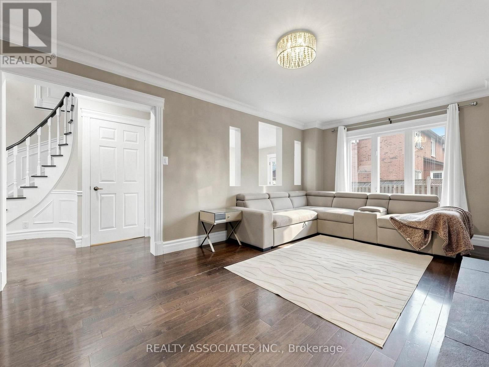 96 ZINNIA PLACE S - Image 7