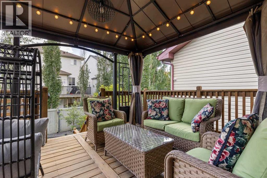 35 Copperleaf Crescent SE - 39