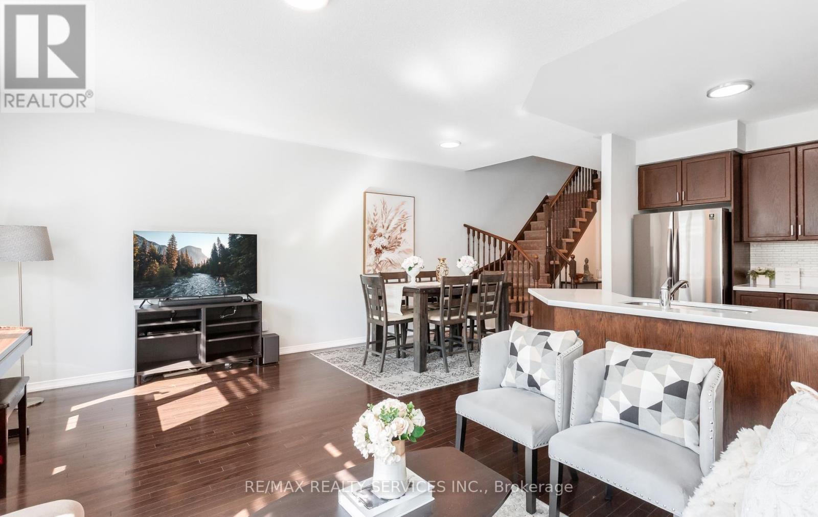 #90 651 FARMSTEAD DRIVE - 10