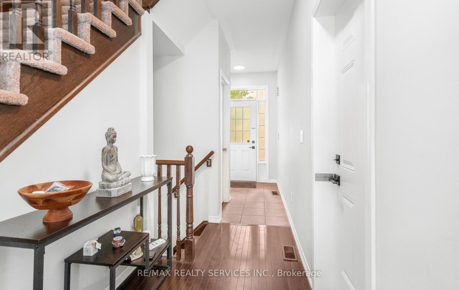 #90 651 FARMSTEAD DRIVE - 5
