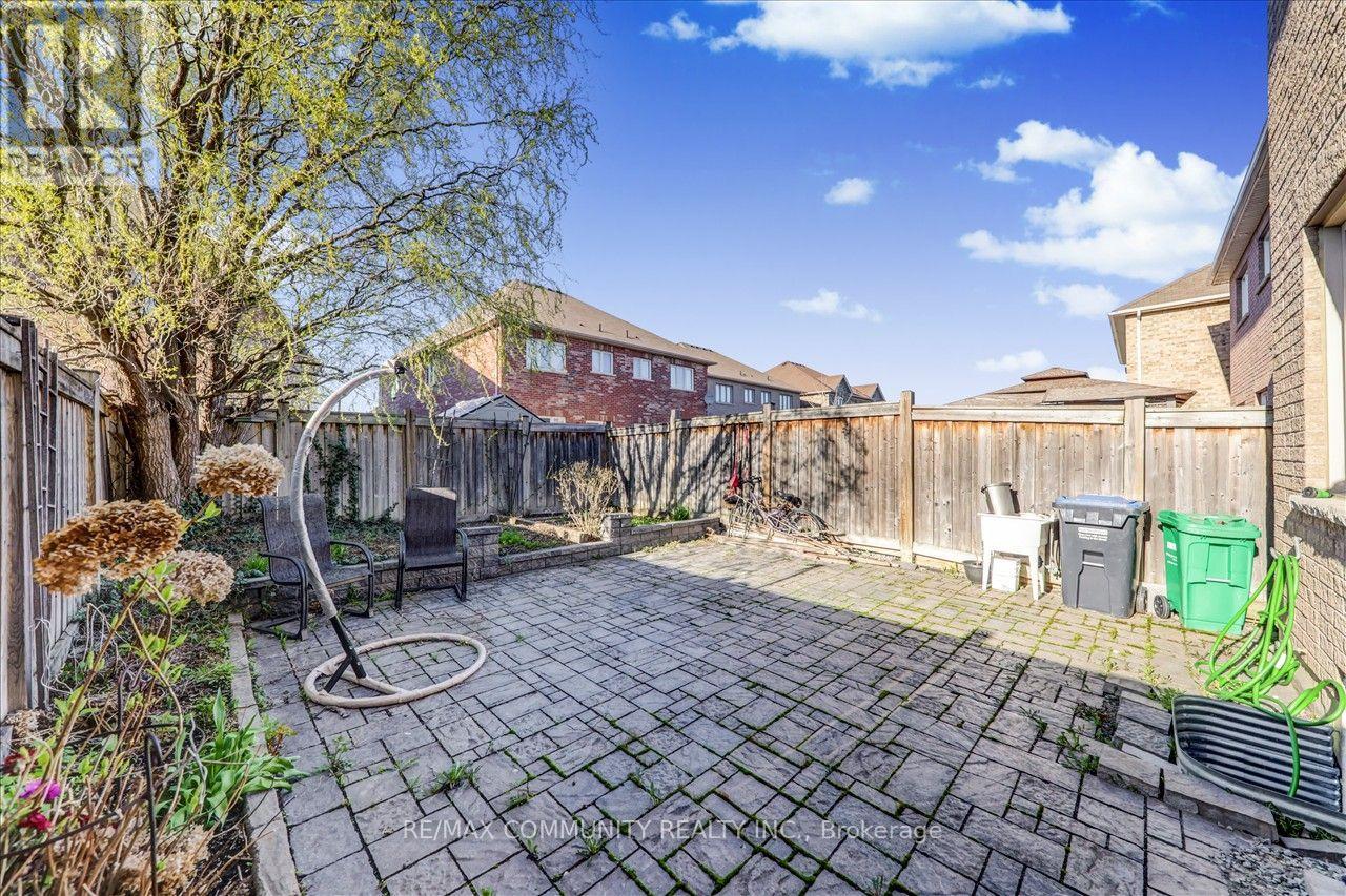 69 CLEARFIELD DRIVE - 34