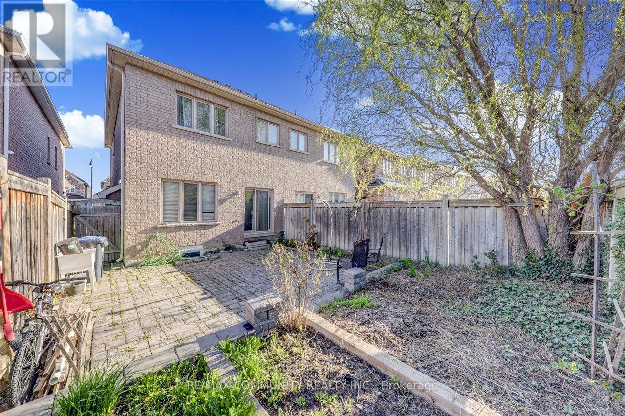 69 CLEARFIELD DRIVE - 35
