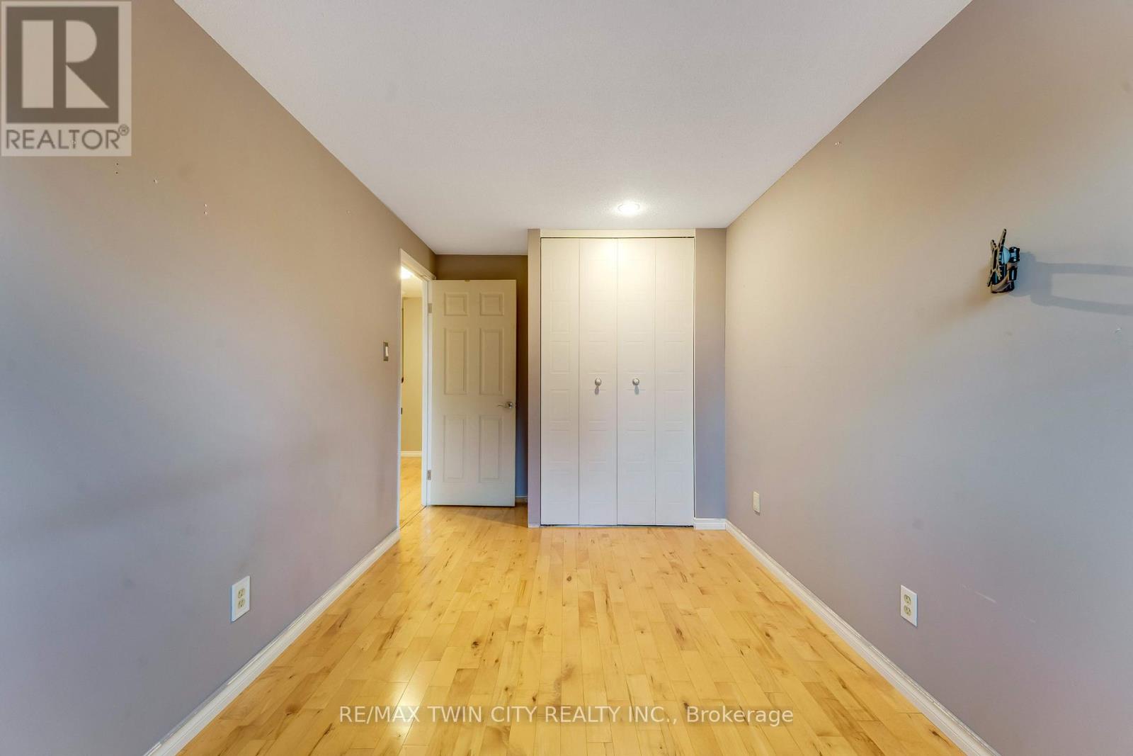 #23 415 MORGAN AVENUE - Image 23