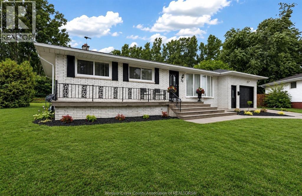 39 JOHNSON AVENUE - 2