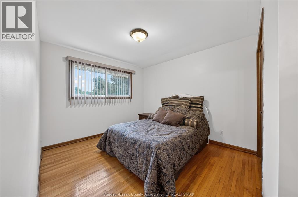 39 JOHNSON AVENUE - 18