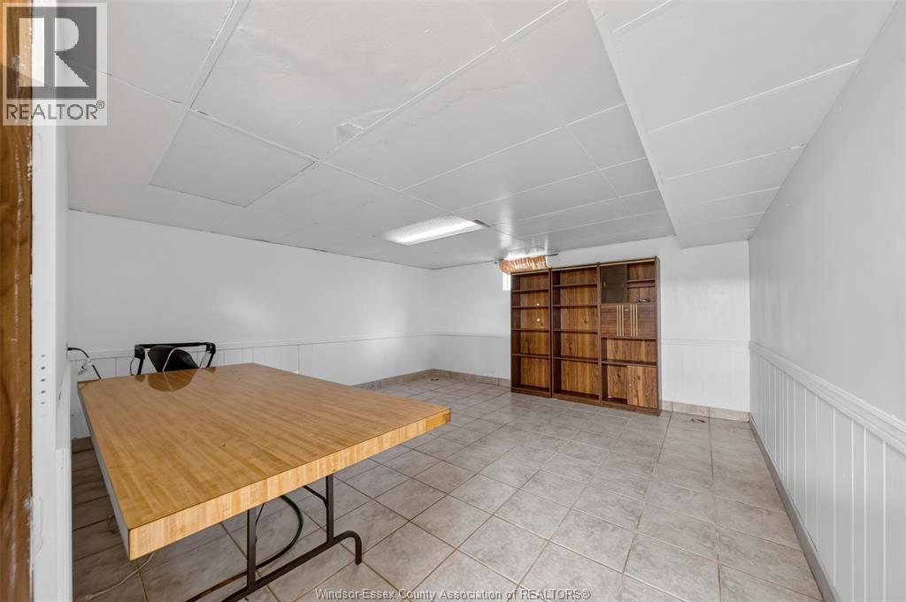39 JOHNSON AVENUE - 32