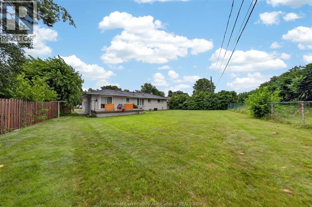 39 JOHNSON AVENUE - 35