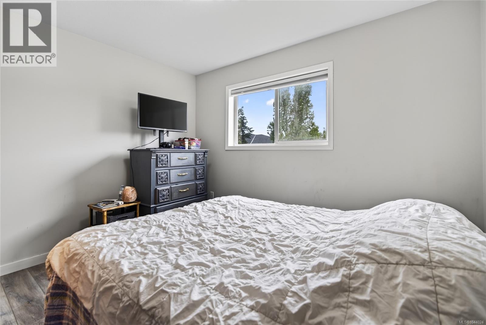 #104 123 Back Rd - 19