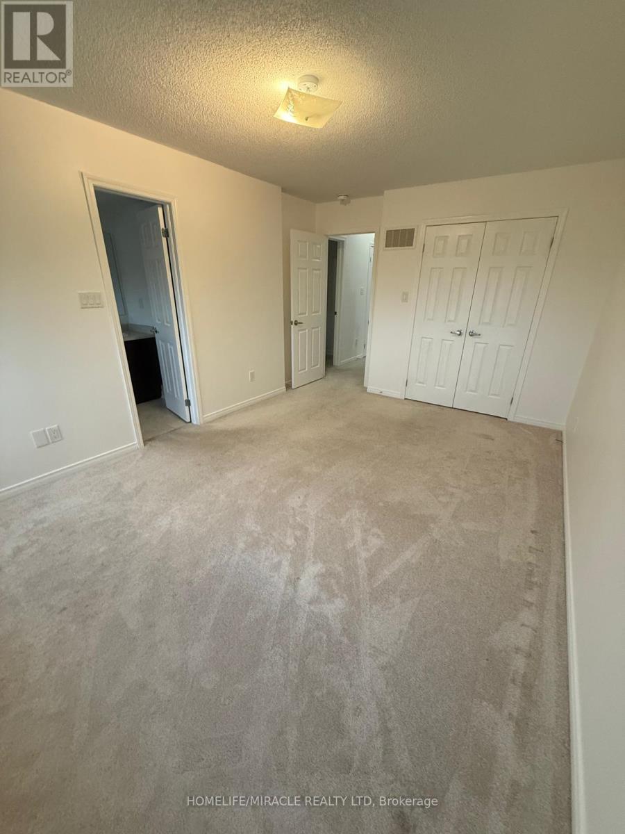 70 HARWOOD AVENUE N - 24