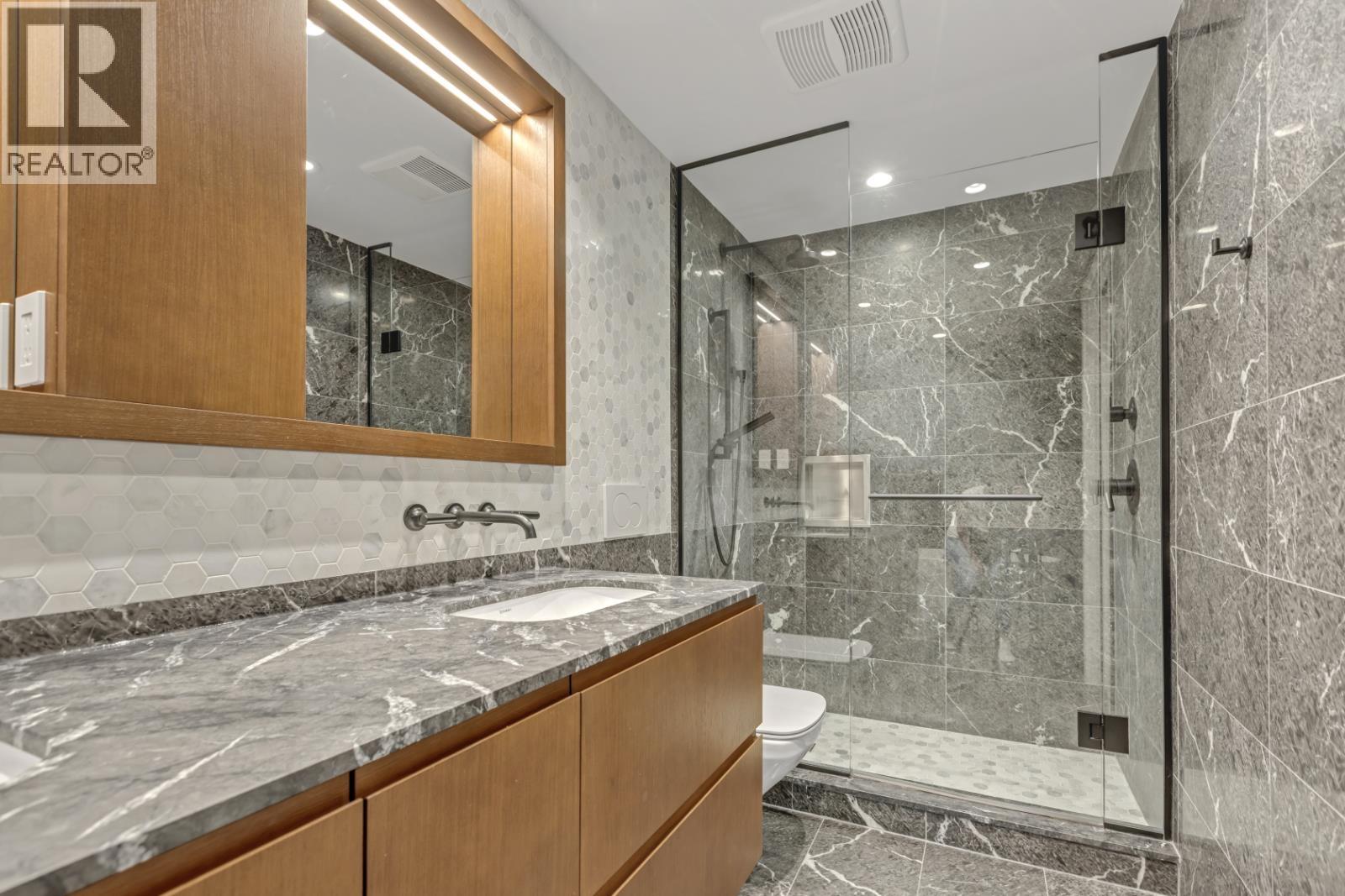 2 Bed, 2 Bath Apartment for Rent in Vancouver – 805 1365 DAVIE, Vancouver – MLS# R3149224 - Image 12