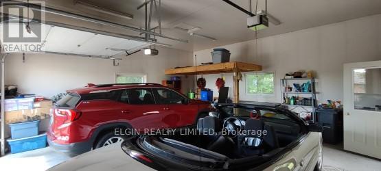 219 BRENTWOOD CRESCENT - 2