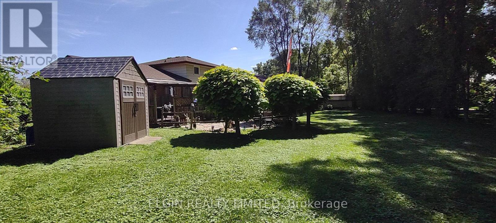 219 BRENTWOOD CRESCENT - 27