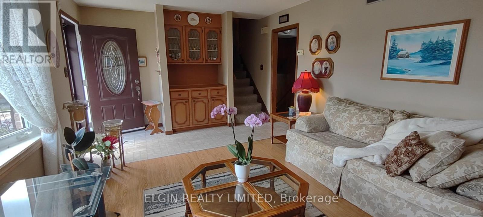 219 BRENTWOOD CRESCENT - 7