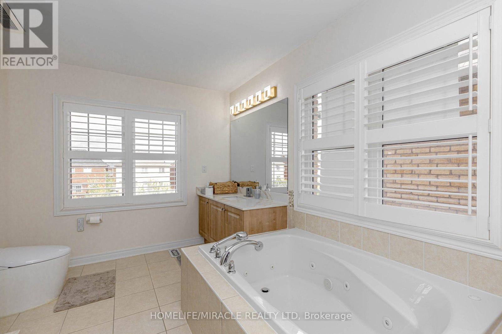 452 NAIRN CIRCLE - 31