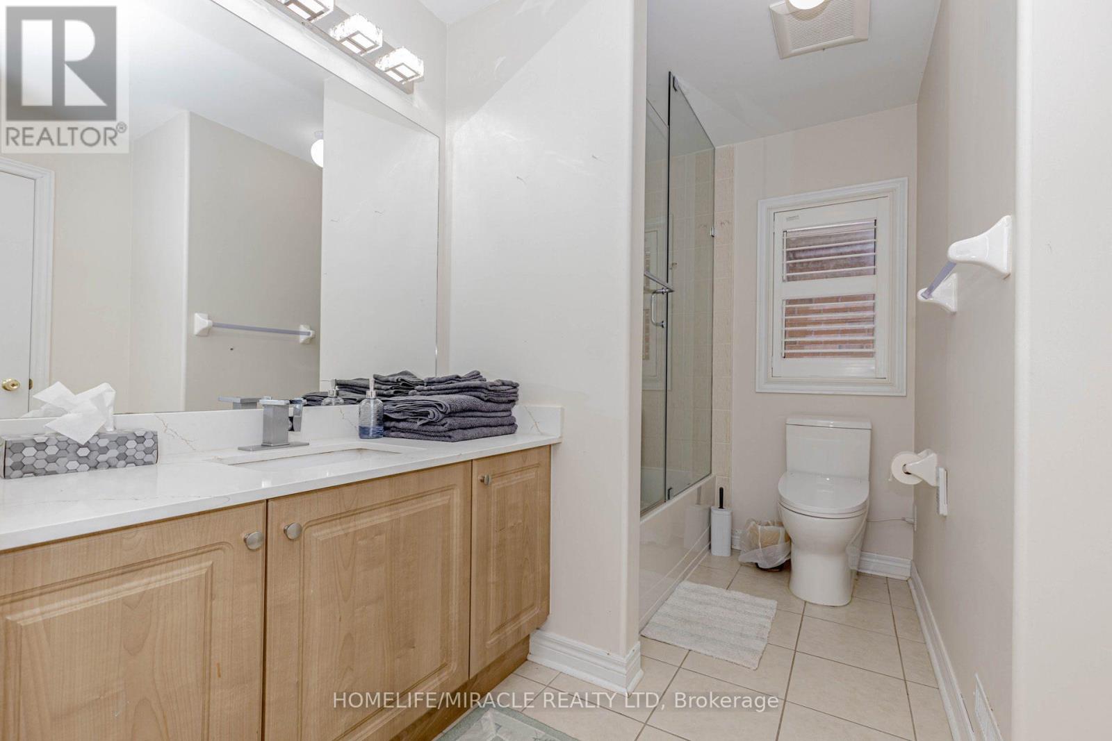 452 NAIRN CIRCLE - 35