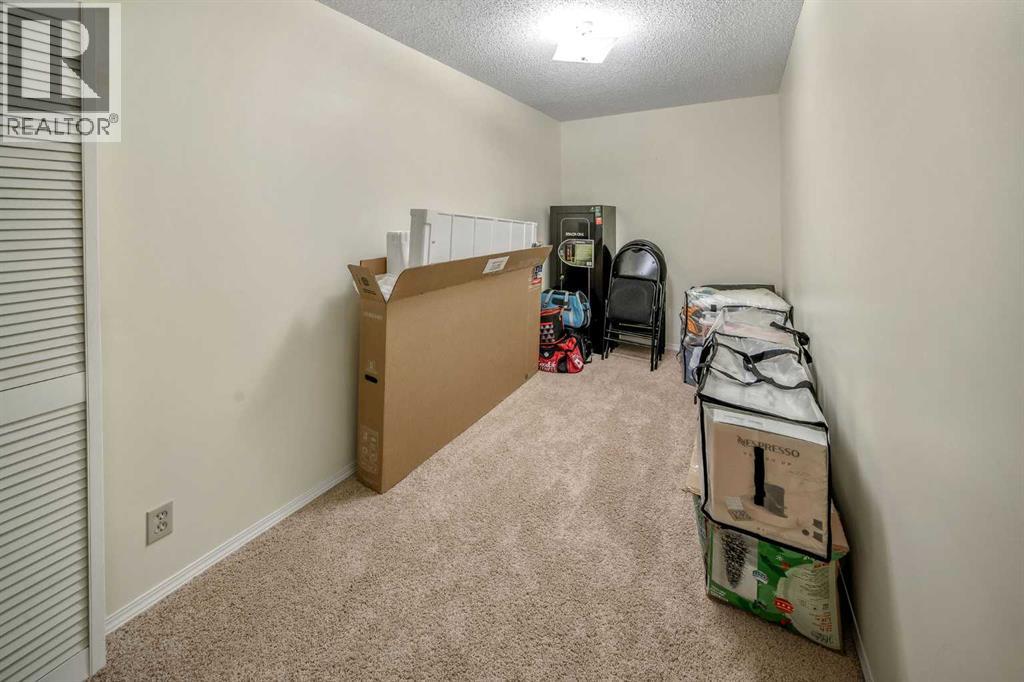 39 Woodmont Way SW - 39