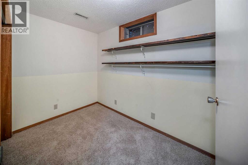 39 Woodmont Way SW - 41