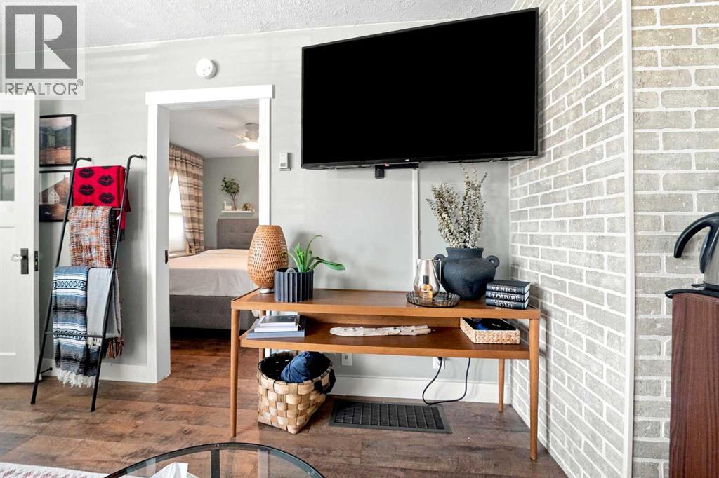 4730 49 Avenue - Image 10