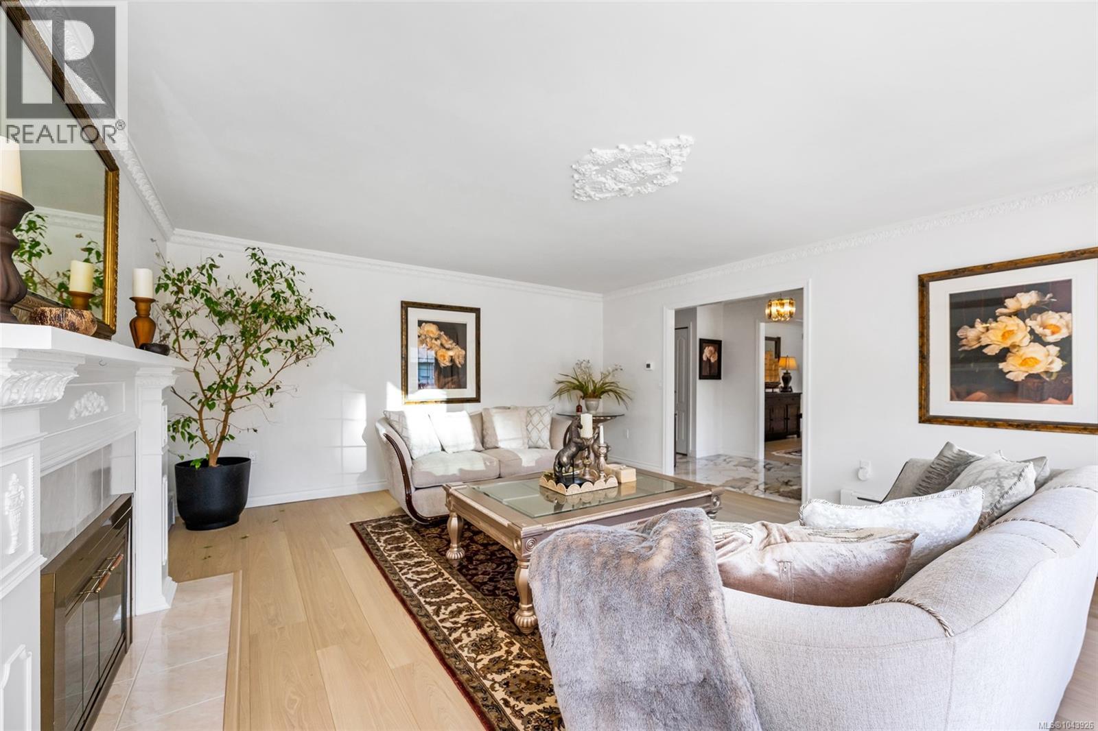 1110 Totem Lane - 11
