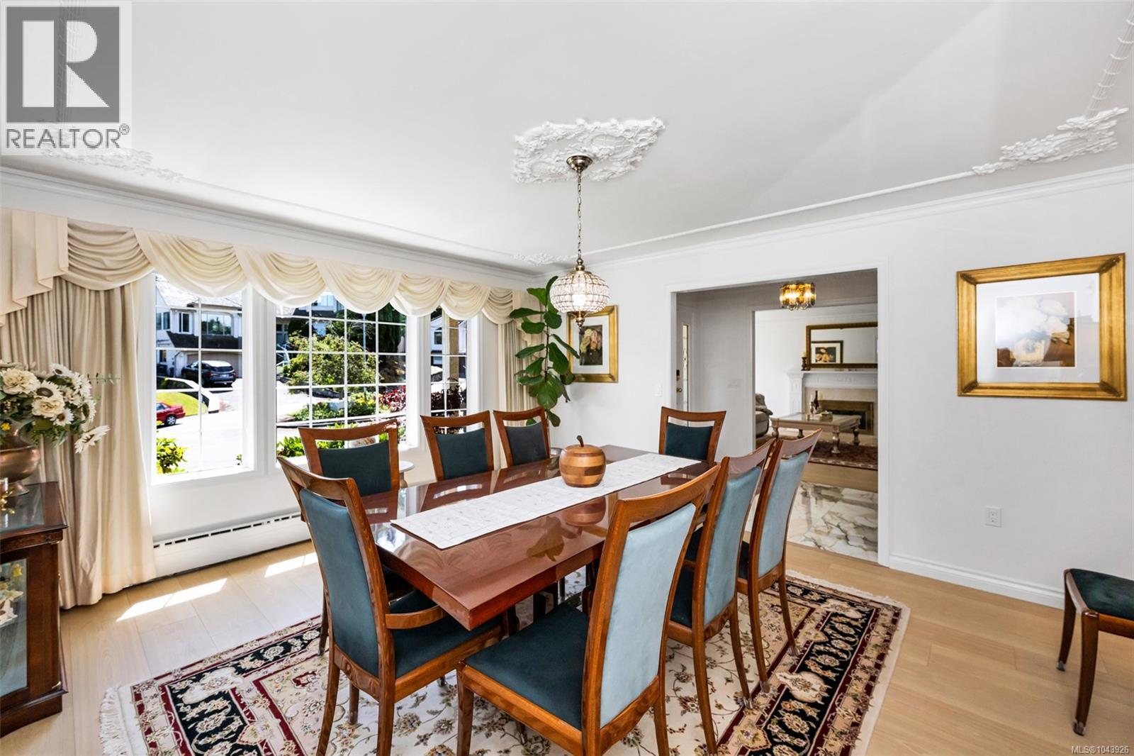 1110 Totem Lane - 13