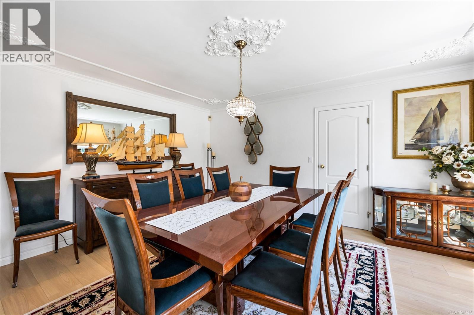 1110 Totem Lane - 14