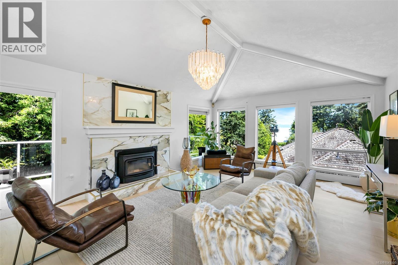 1110 Totem Lane - 17
