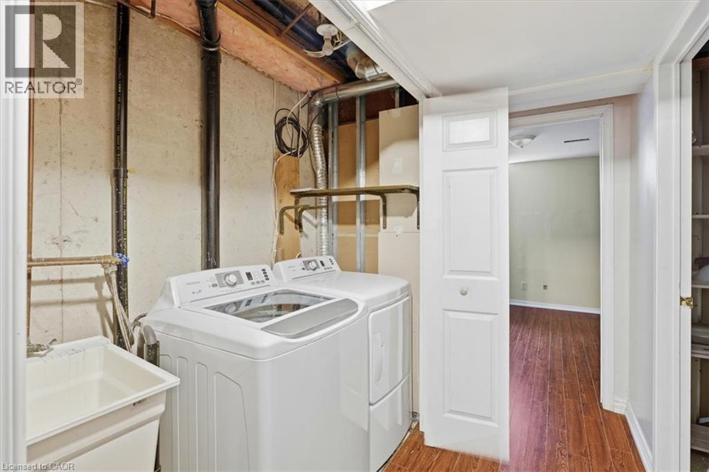 15 W ROEHAMPTON Crescent - 27
