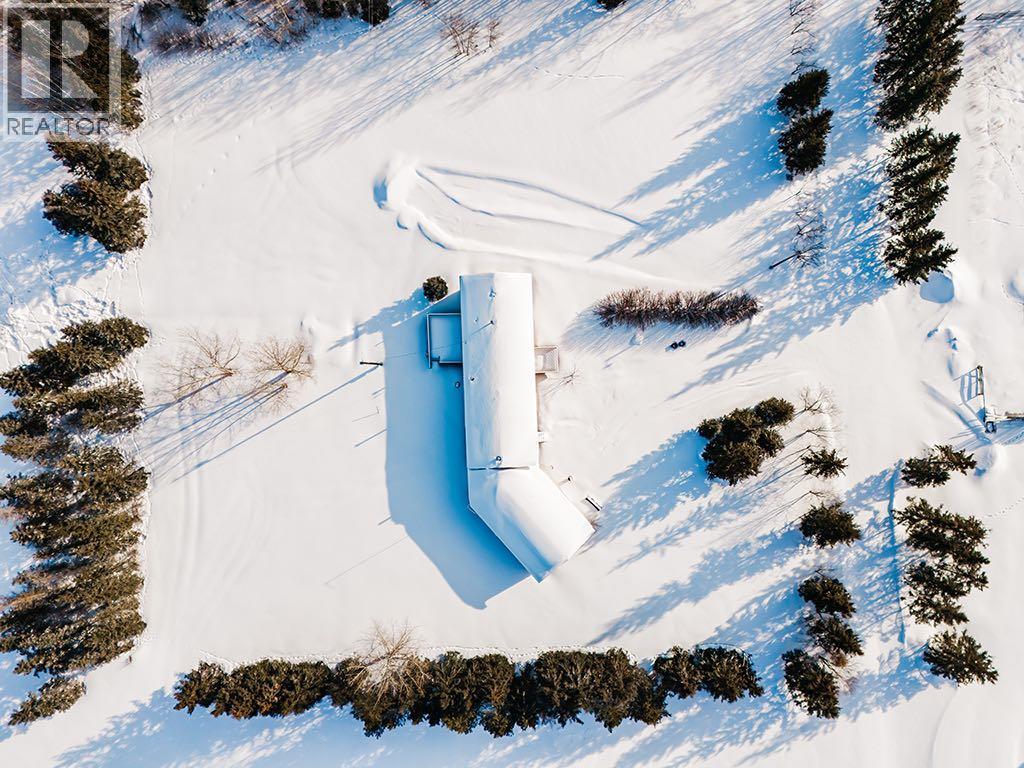 110134 Range Road 175 - 33