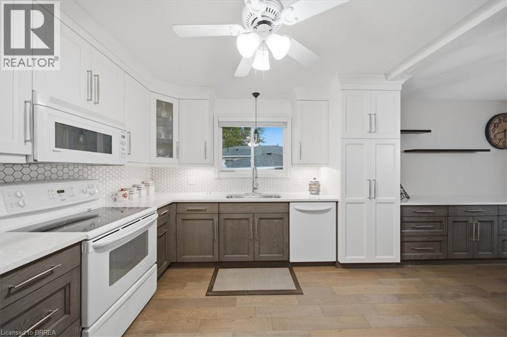 76 ENFIELD Crescent - 12