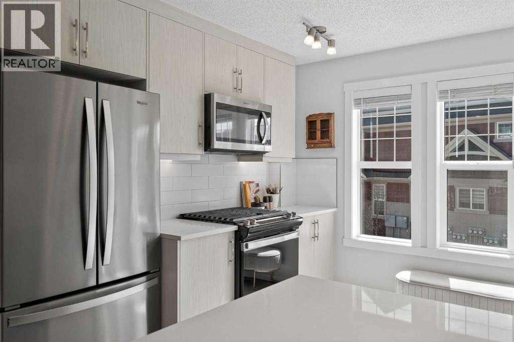 228 Cranbrook Square SE - 15