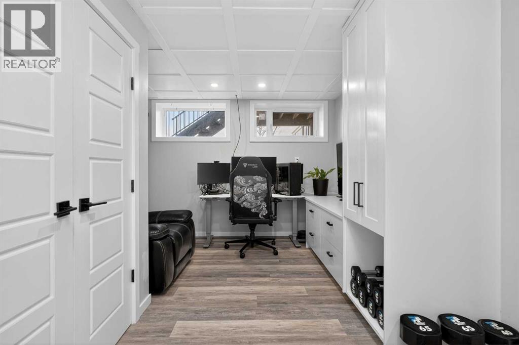 228 Cranbrook Square SE - 30