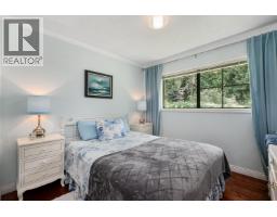 24089 Lougheed Highway, Maple Ridge, BC V2W1G2 Photo 25