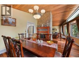 24089 Lougheed Highway, Maple Ridge, BC V2W1G2 Photo 24