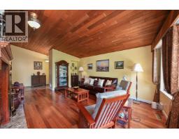 24089 Lougheed Highway, Maple Ridge, BC V2W1G2 Photo 22