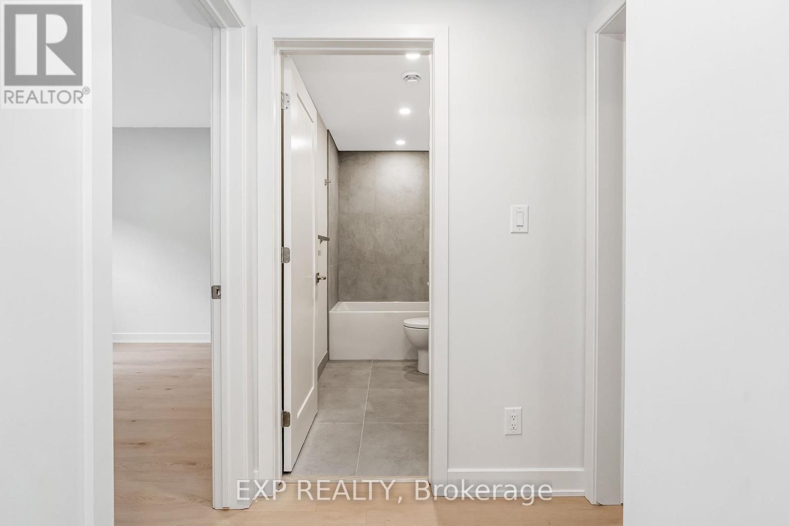 2 Bed, 1 Bath House for Rent in Ottawa – 4 – 1267 SUMMERVILLE AVENUE, Ottawa – MLS# X13594930 - Image 7