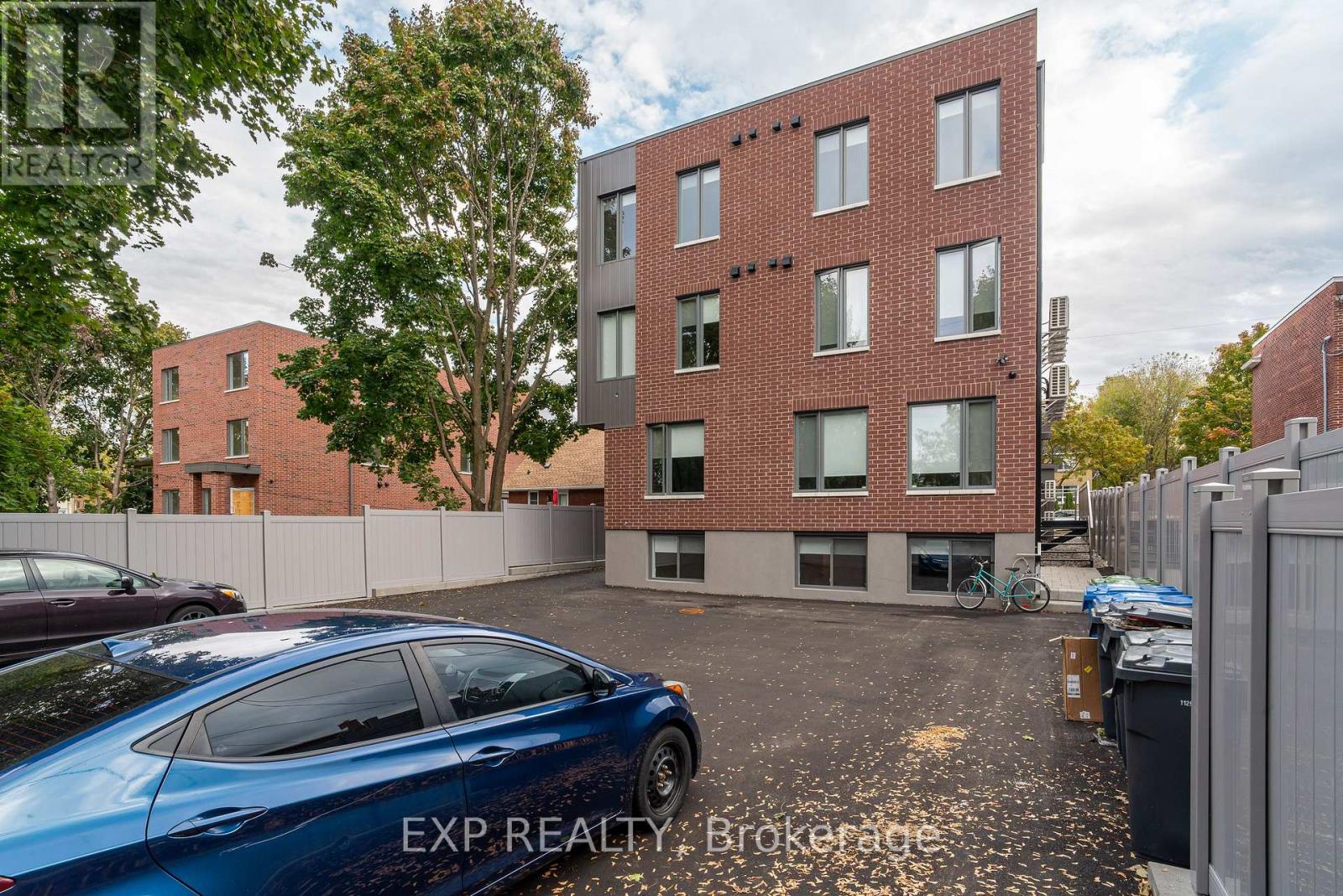 2 Bed, 1 Bath House for Rent in Ottawa – 4 – 1267 SUMMERVILLE AVENUE, Ottawa – MLS# X13594930 - Image 15
