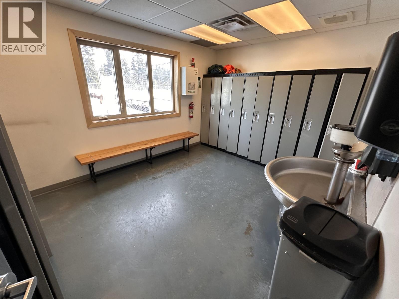 Photo 13 of 20 — 7961 OTWAY ROAD · Prince George, BC