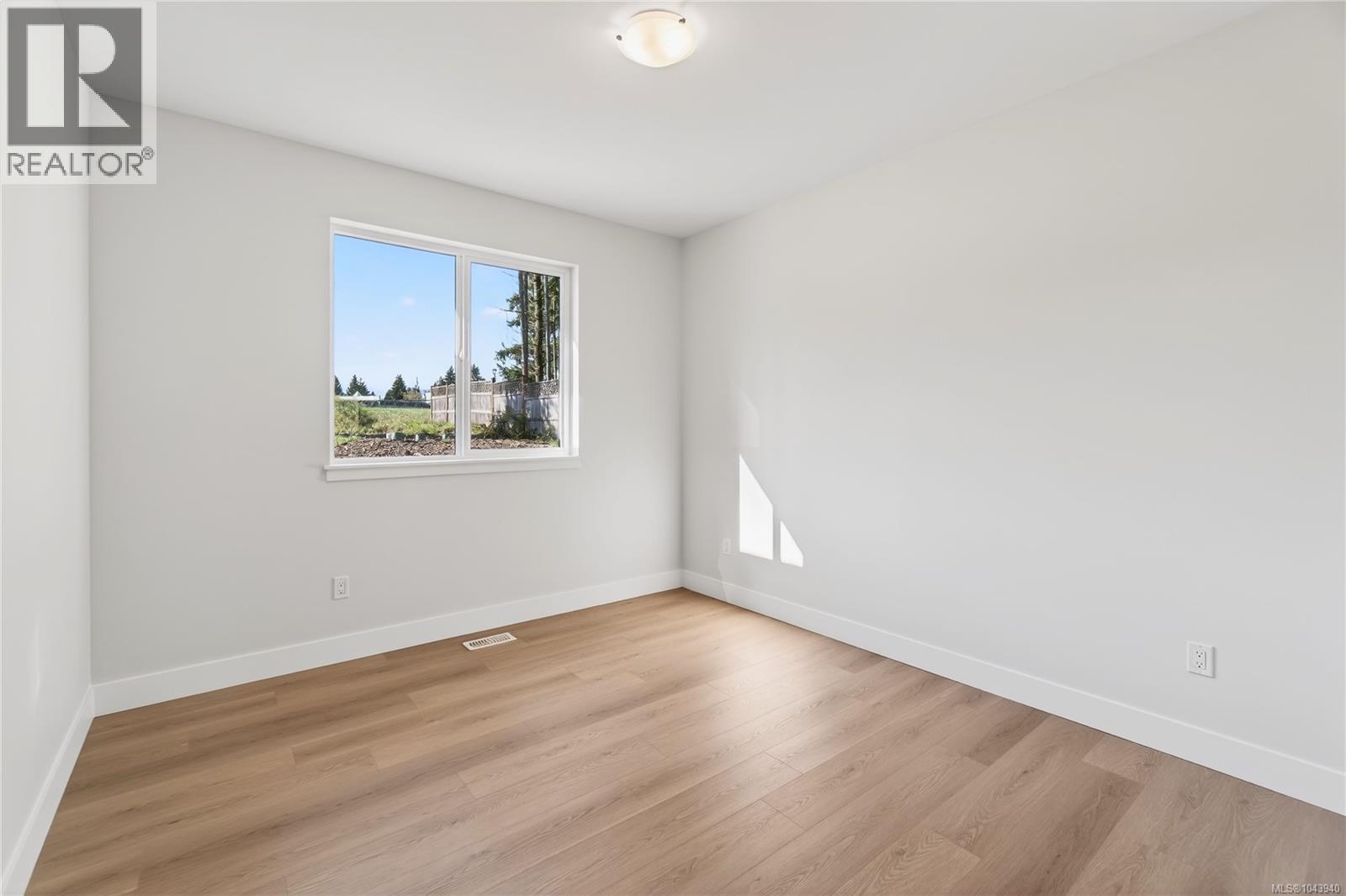 1948 Woobank Rd - 28