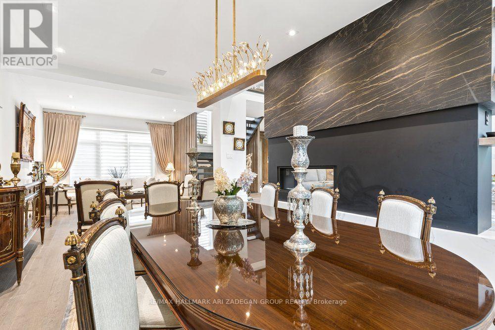 #. 150 SANDRINGHAM DRIVE - 12