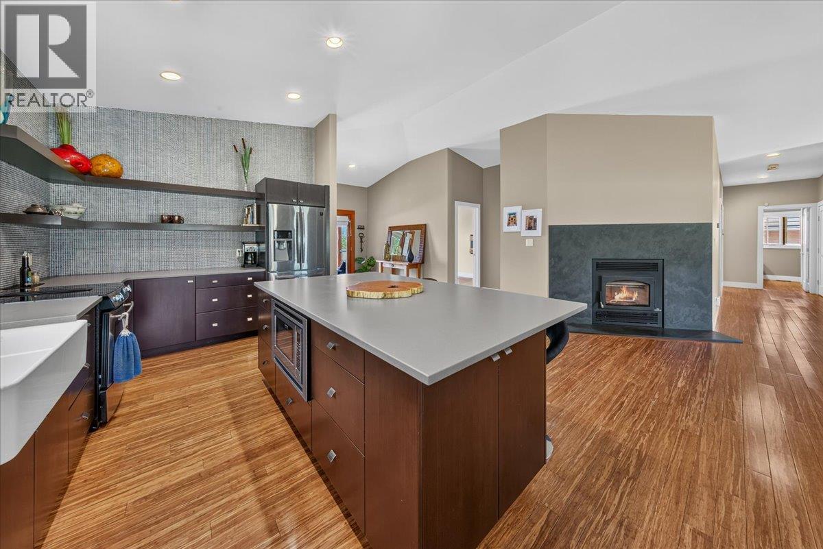 5210 Riverside Drive - 20