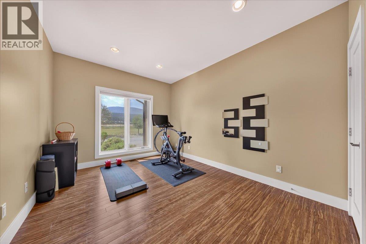 5210 Riverside Drive - 31