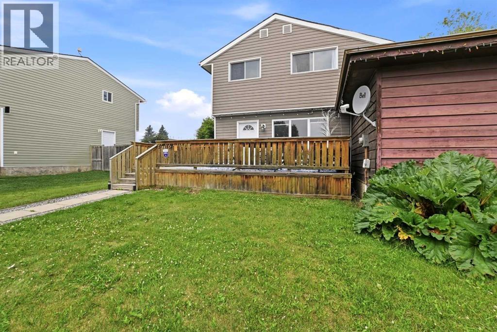 5753 53 Street Close - 4