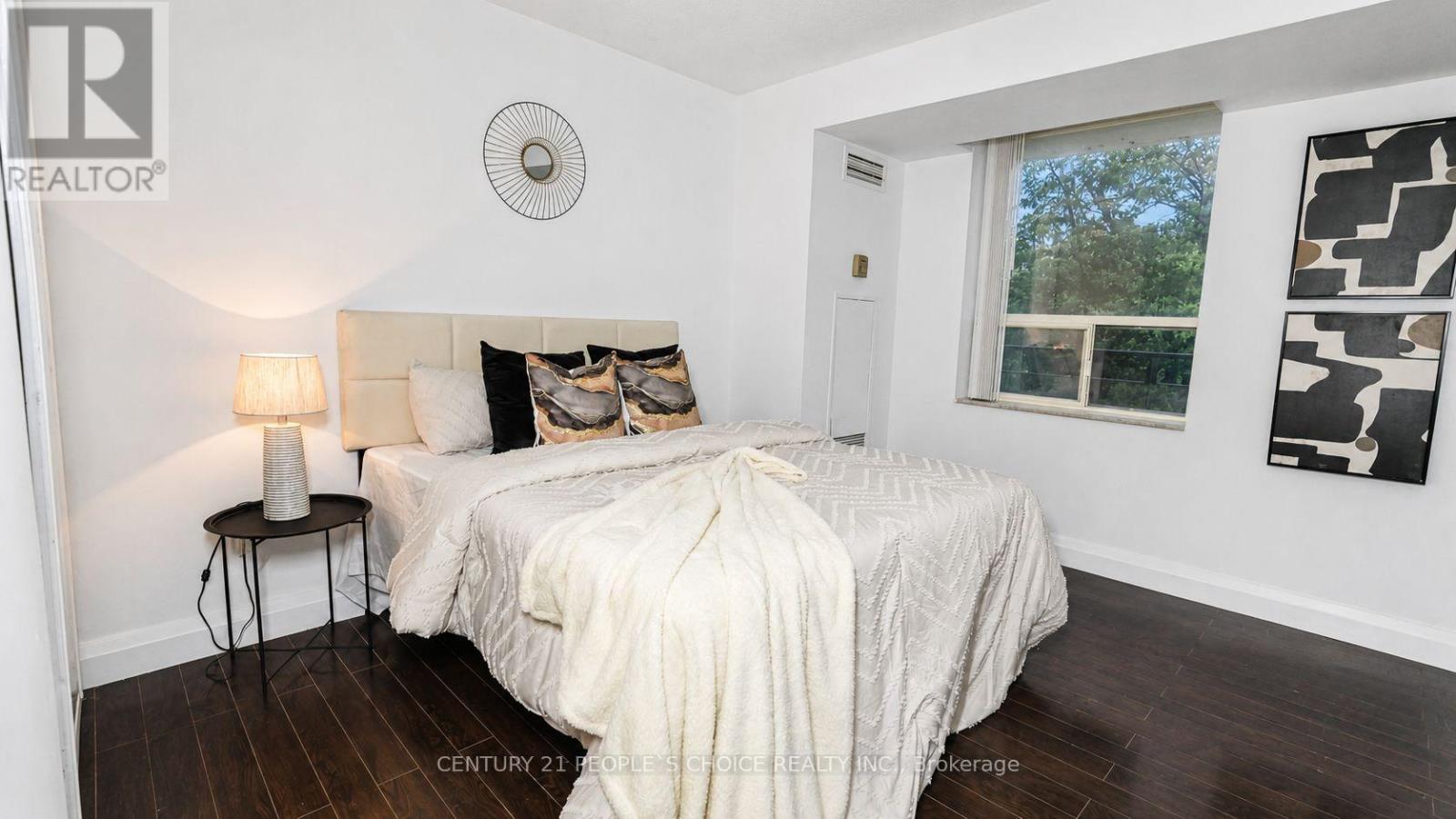 #302 30 MALTA AVENUE - 7