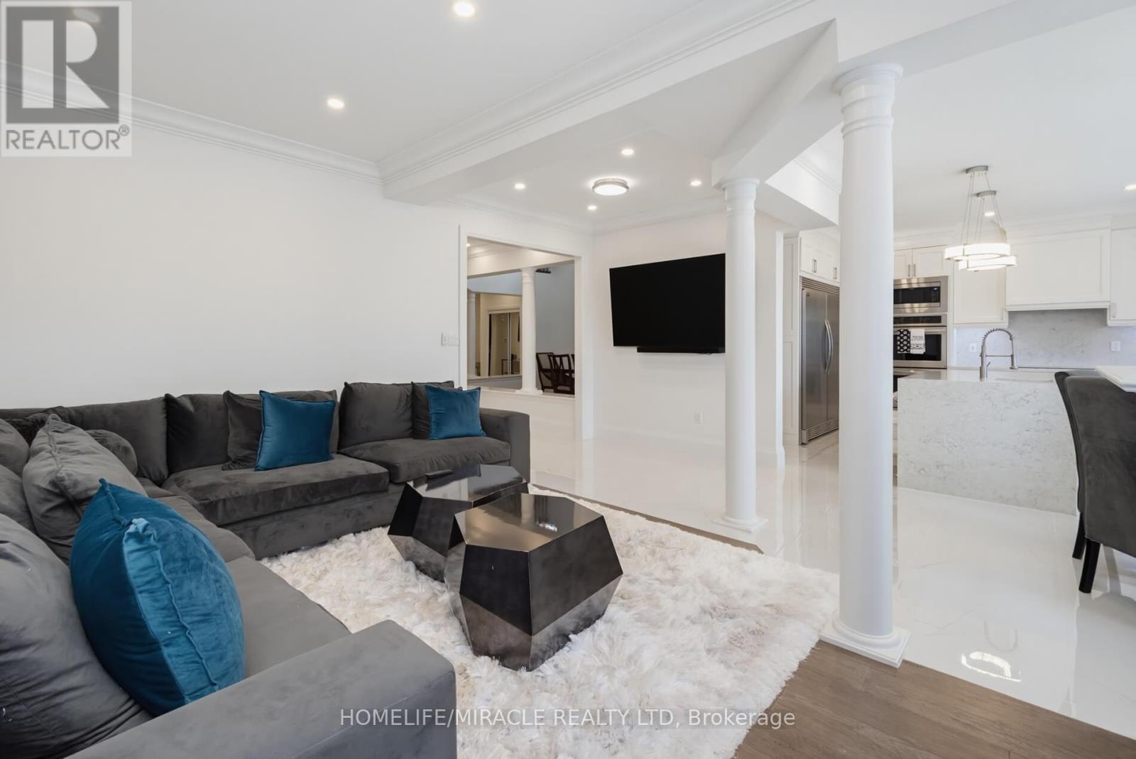 7350 GLAMORGAN WAY - 10