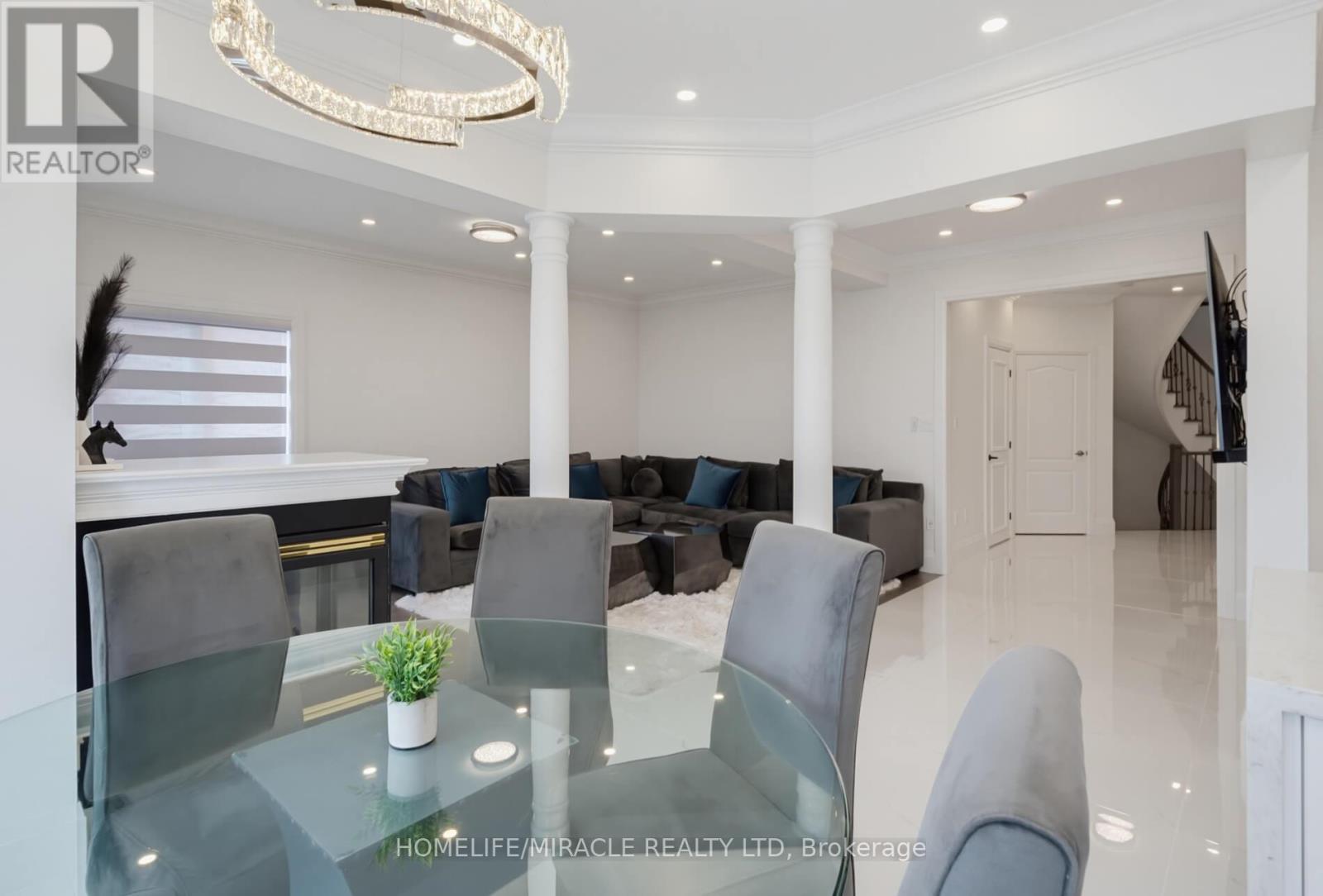 7350 GLAMORGAN WAY - 14