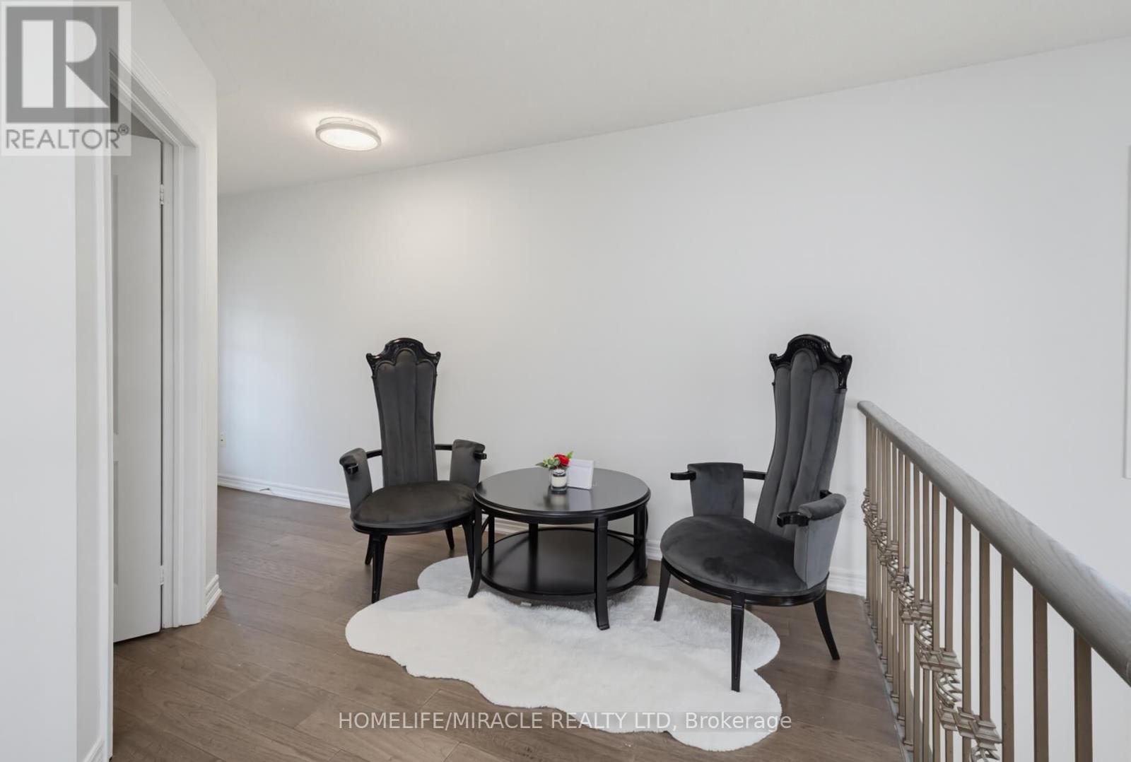 7350 GLAMORGAN WAY - 23