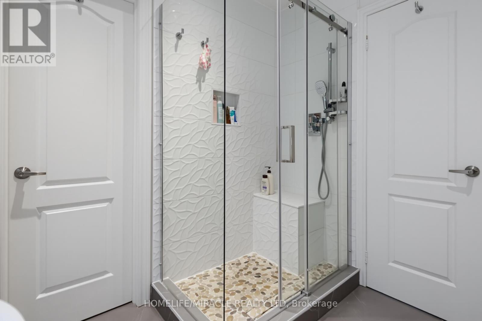 7350 GLAMORGAN WAY - 32
