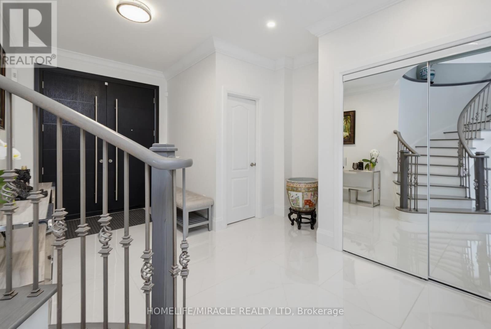 7350 GLAMORGAN WAY - 4
