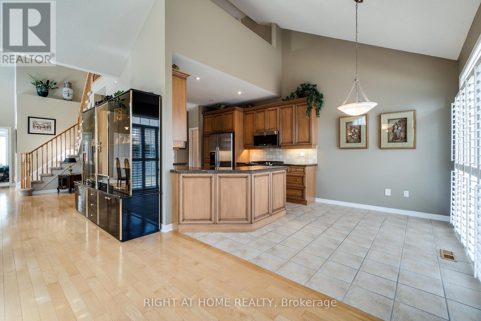 #15 4280 TAYWOOD DRIVE - 13