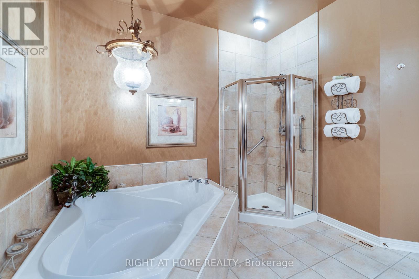 #15 4280 TAYWOOD DRIVE - 20